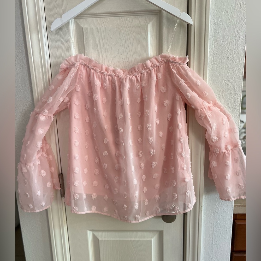 Pom Pom off the shoulder